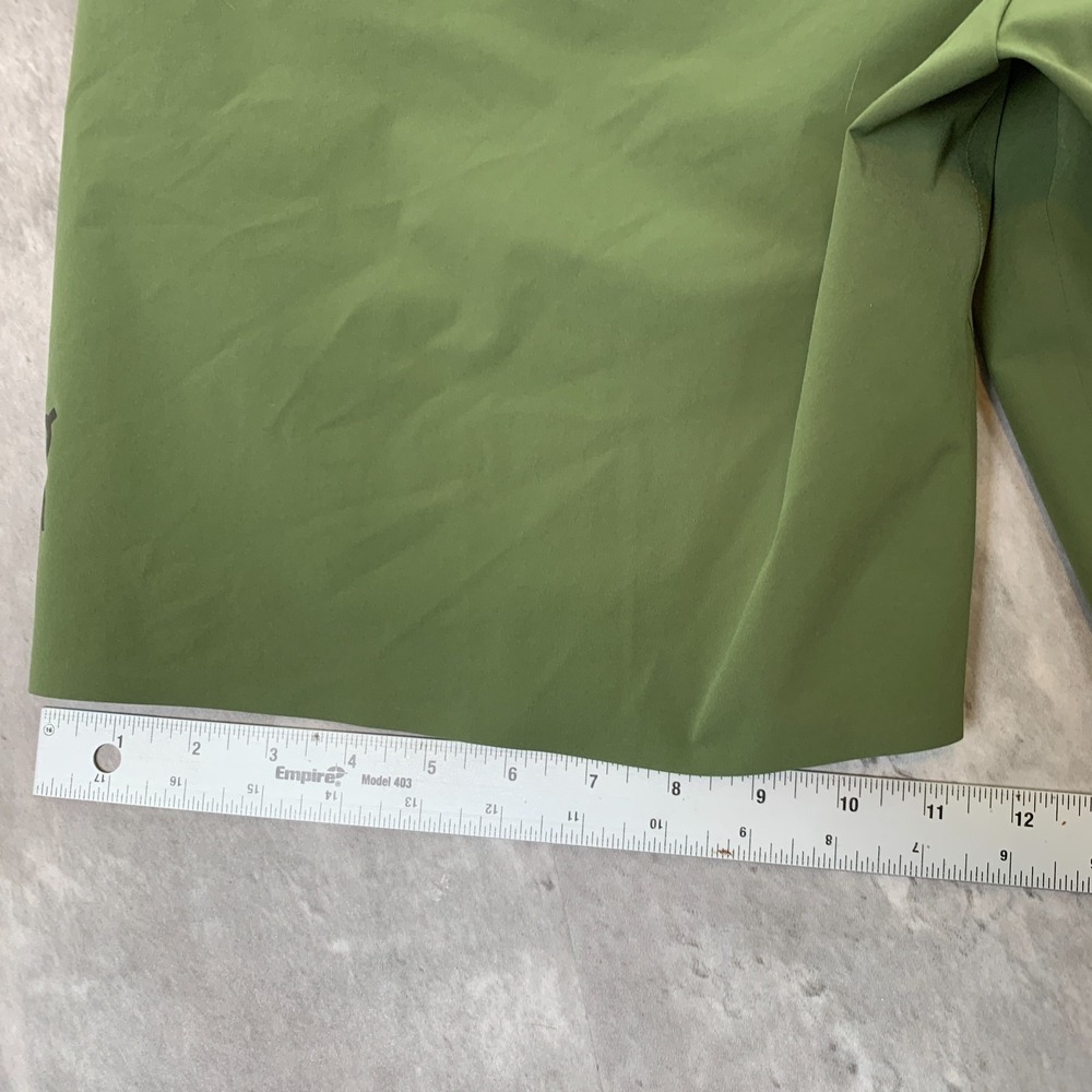 On Cloud Hybrid Shorts Mens Large Green Training Lightweight Running Climbing - Picture 9 of 11